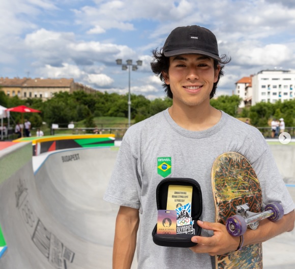 Brasil conquista medalha de bronze no skate park com Augusto Akio