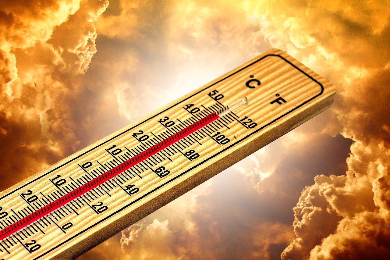 Agosto em Goiás: aumento das temperaturas e baixa umidade