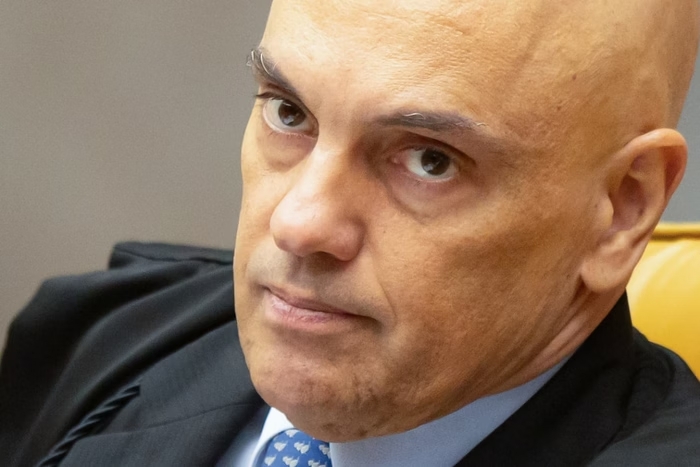 Alexandre de Moraes pode perder visto americano após censurar o X no Brasil