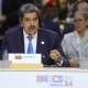 Maduro afirma que a letra “b” do Brics se refere a "Bolívar", mas sigla representa o Brasil