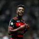 Bruno Henrique, jogador do Flamengo, é alvo da PF por manipulação de jogos