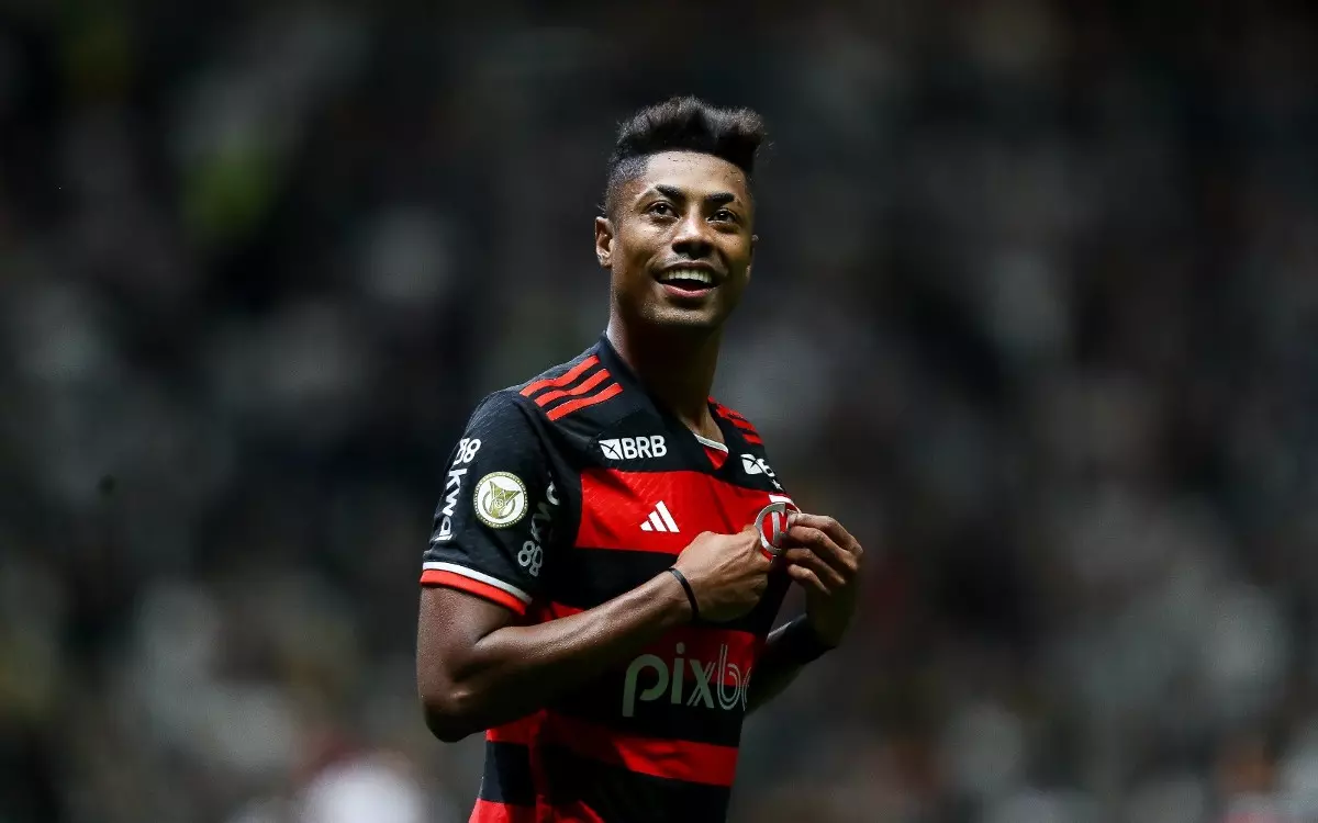 Bruno Henrique, jogador do Flamengo, é alvo da PF por manipulação de jogos