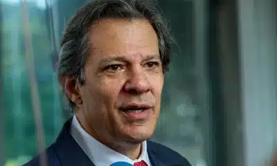 Haddad suspende viagem à Europa para enfrentar crise econômica