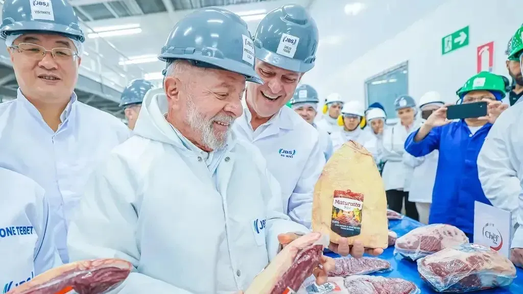 Carrefour inicia boicote à carne do Mercosul e gera tensão com governo Lula