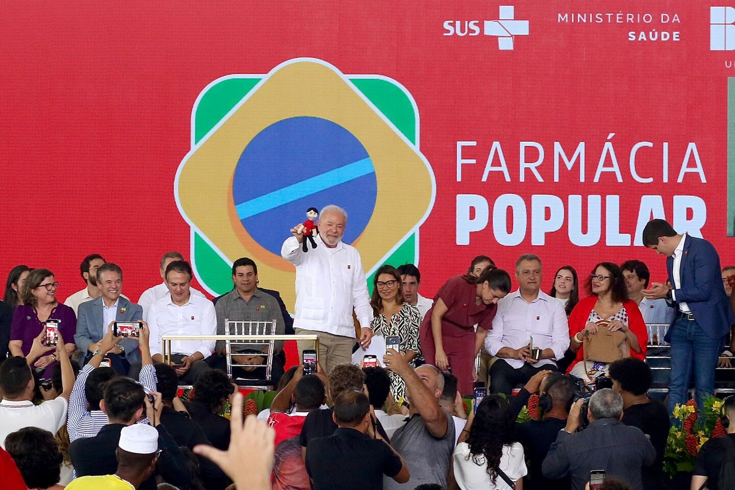 Governo Lula deixa de fornecer insulina na Farmácia Popular para os mais pobres