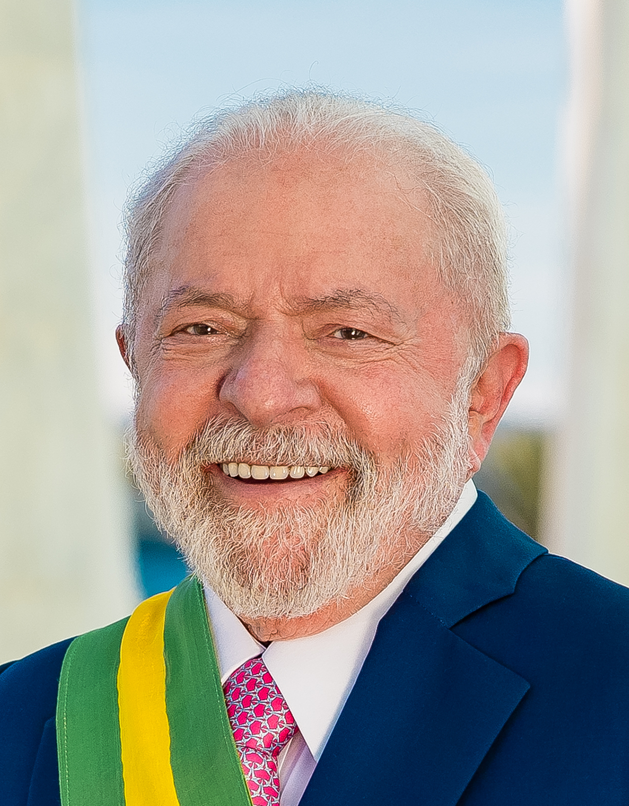 DataFolha mostra que 34% dos brasileiros acha ruim/péssimo o governo Lula e queda de popularidade