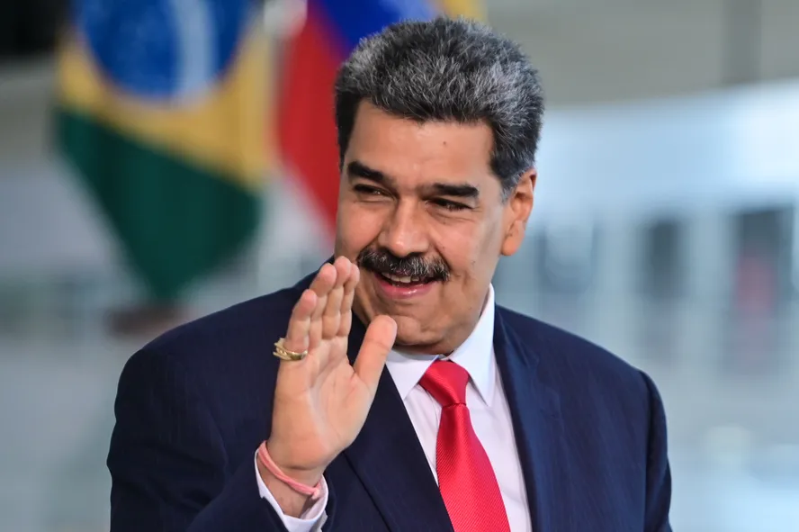 Maduro diz que pode usar “tropas brasileiras” para “libertar” Porto Rico